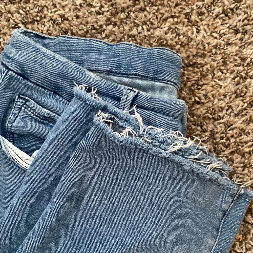 Used good American jeans. Size 12/31